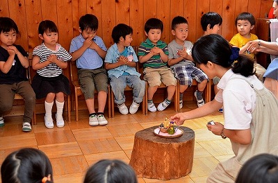 朝の集会の写真